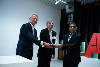 Utsav Banerjee - 2022 ABB Research Award in Honor of Hubertus von Grünberg with ABB CEO Björn Rosengren